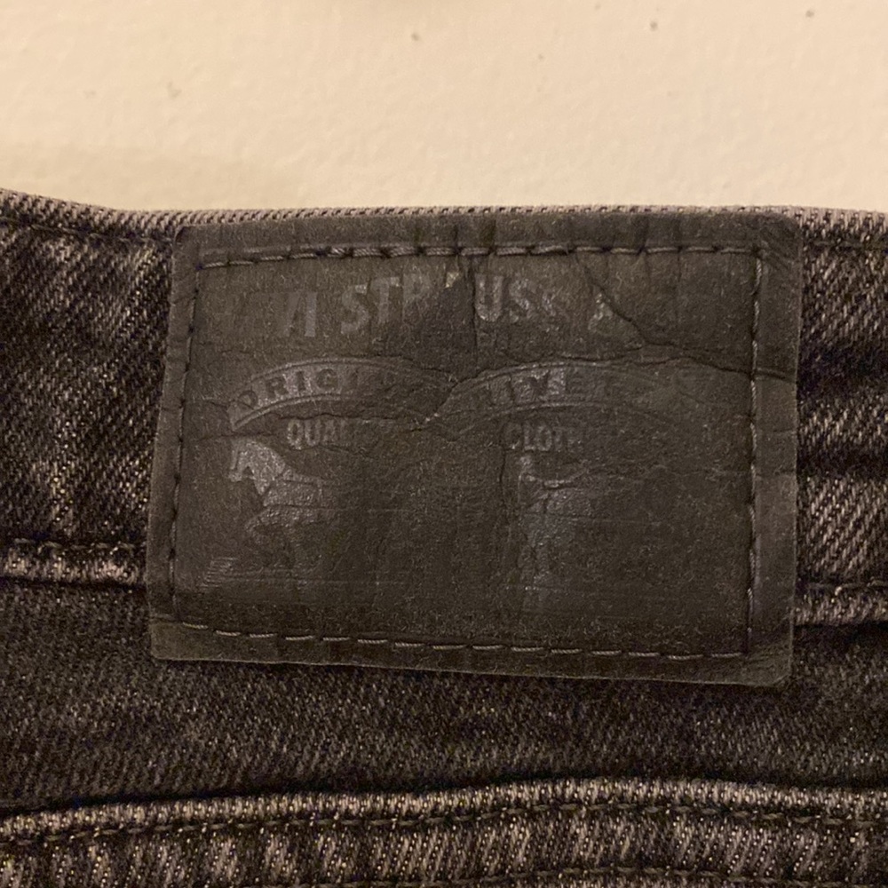 Levi High Rise Skinny - Picture 5 of 6